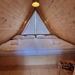 Glamp Pr Kuzuc Luxusní stan