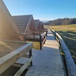 Glamp Pr Kuzuc Cerklje na Gorenjskem