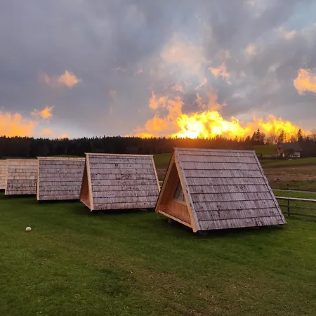 Lyxtält Glamp Pr Kuzuc Cerklje na Gorenjskem