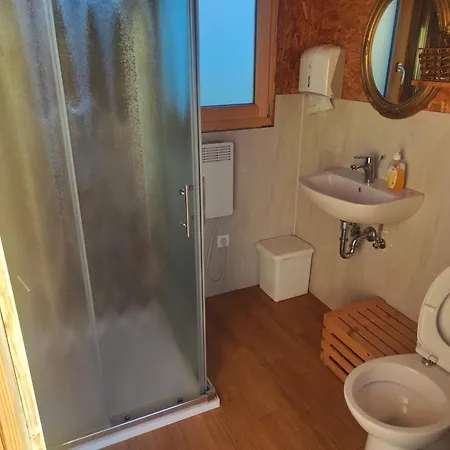 Luksustelt Glamp Pr Kuzuc Cerklje na Gorenjskem