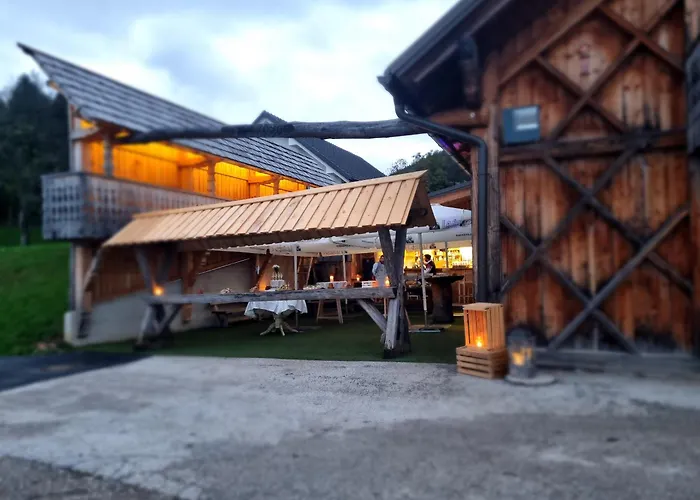 Glamp Pr Kuzuc Glamping Cerklje na Gorenjskem