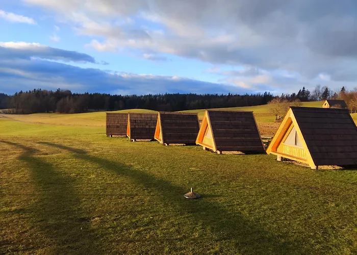 Glamp Pr Kuzuc Glamping Cerklje na Gorenjskem